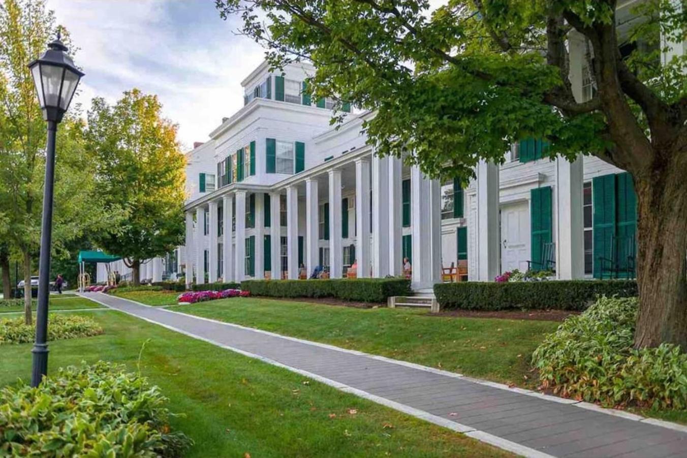 Quintessential Vt Cottage In Manchester Village Экстерьер фото